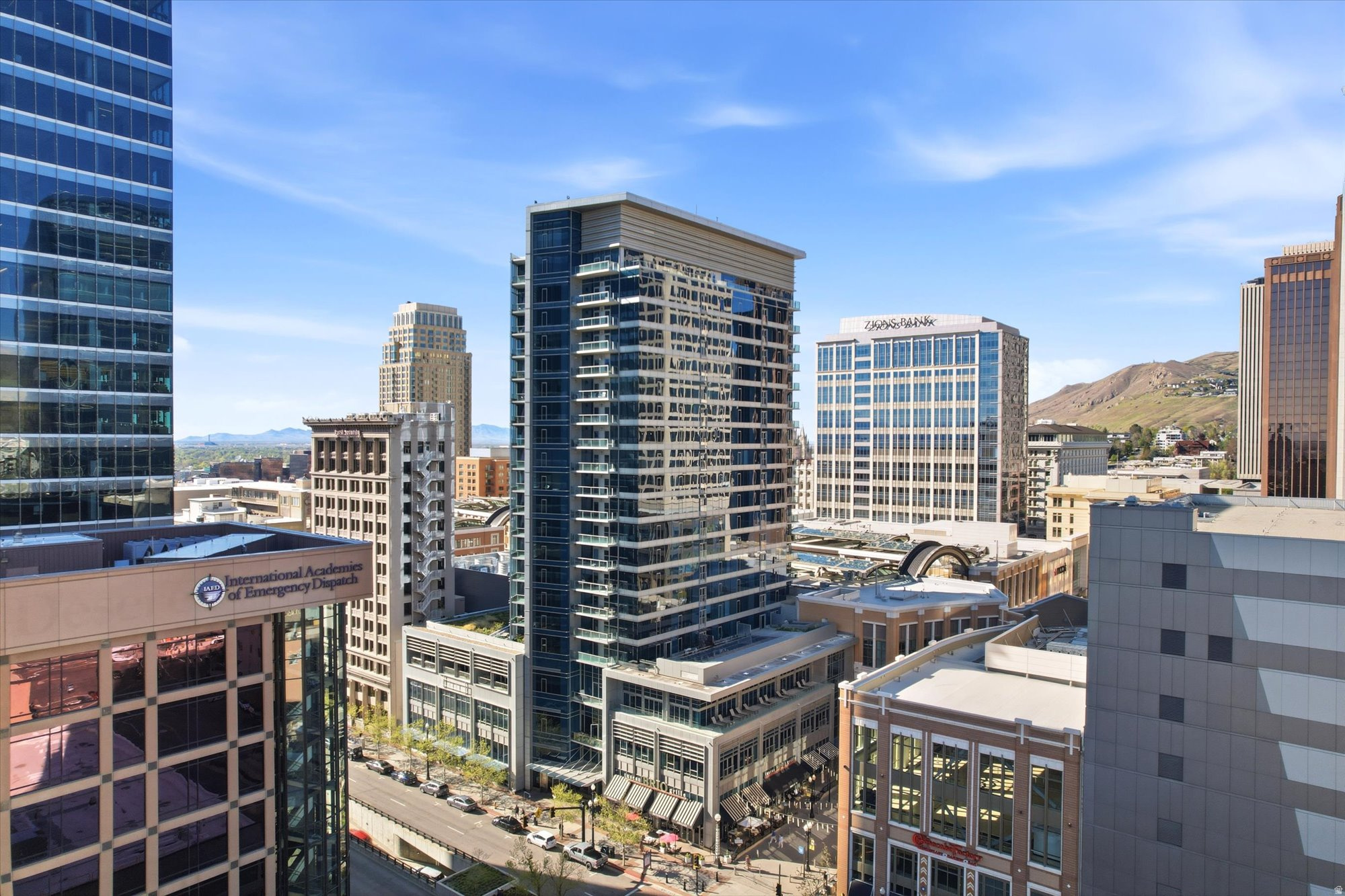 THE REGENT AT CITY C - Residential