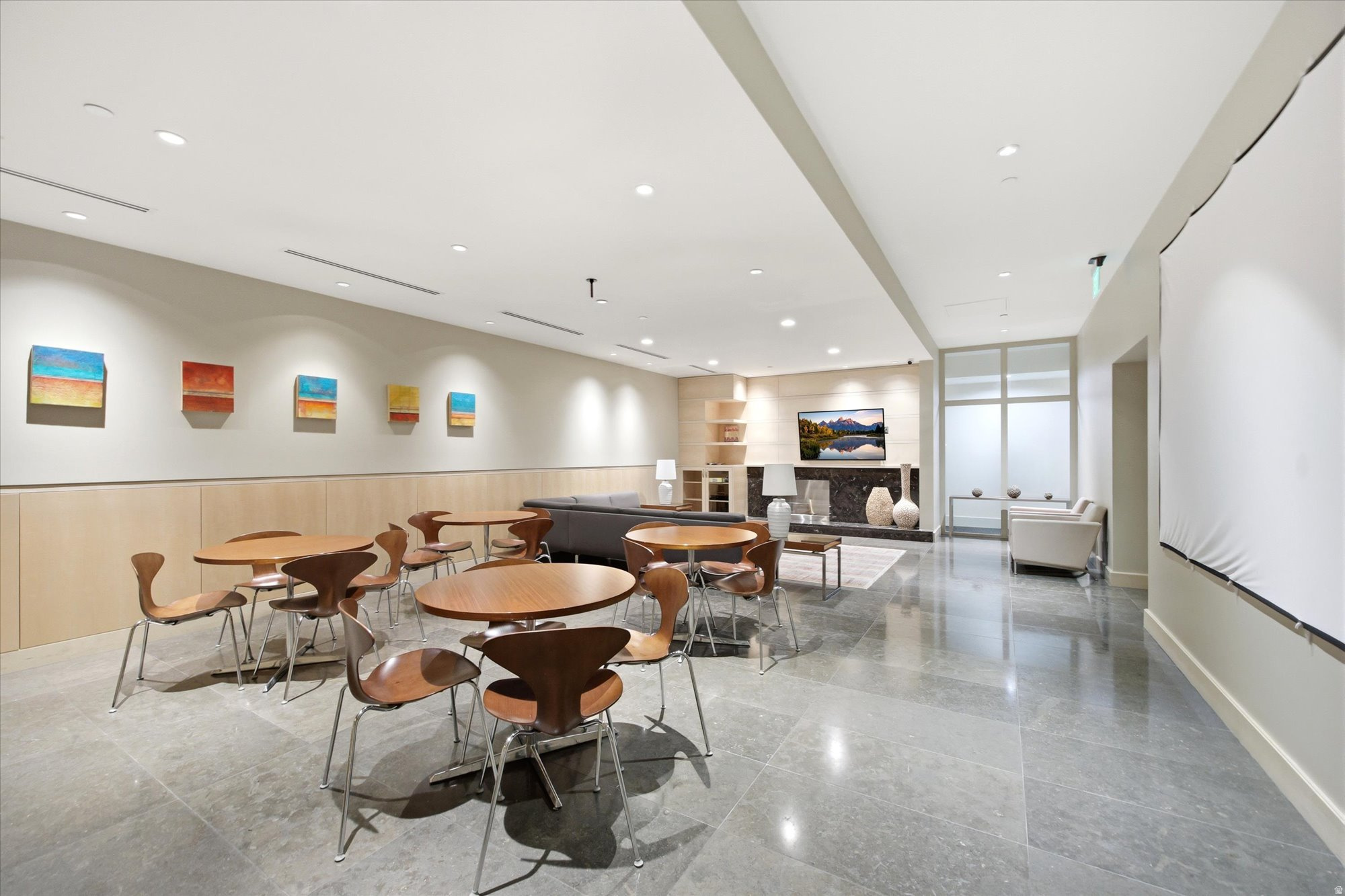 THE REGENT AT CITY C - Residential