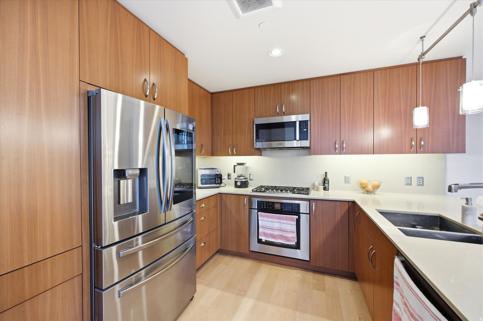 THE REGENT AT CITY C - Residential