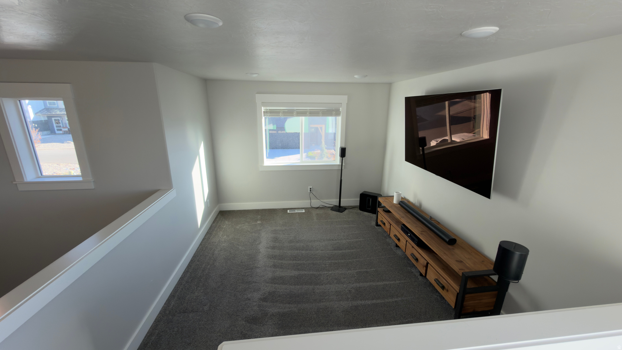 THE COMMUNITIES @ DEER CREST - Residential