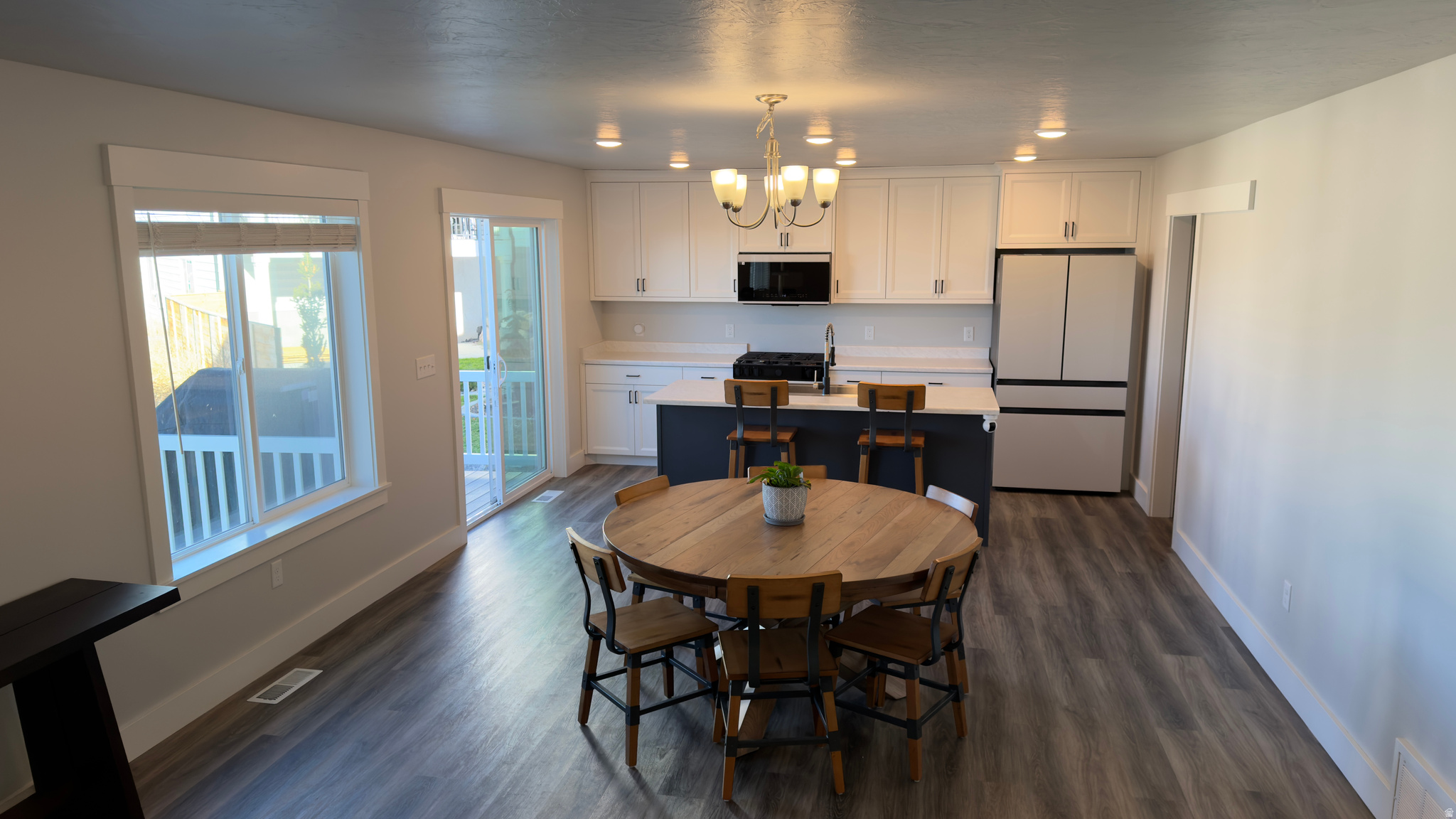 THE COMMUNITIES @ DEER CREST - Residential