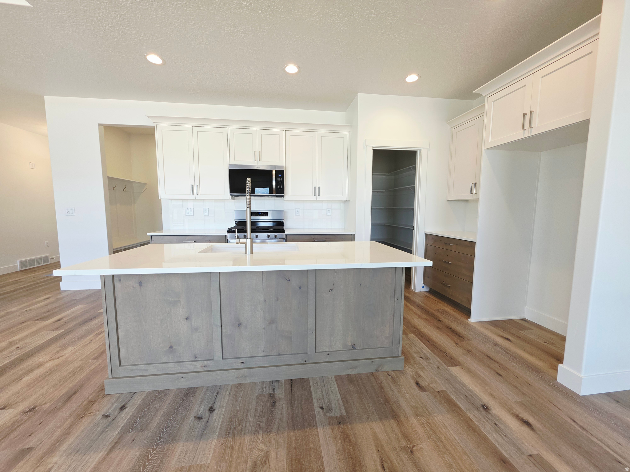 CREEKSIDE AT JDC RANCH - Residential