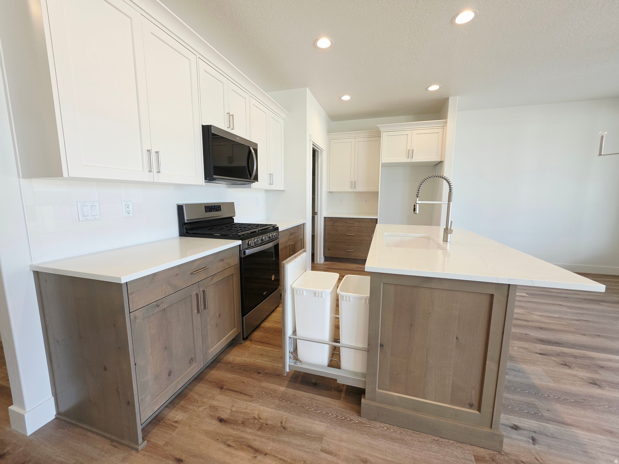 CREEKSIDE AT JDC RANCH - Residential