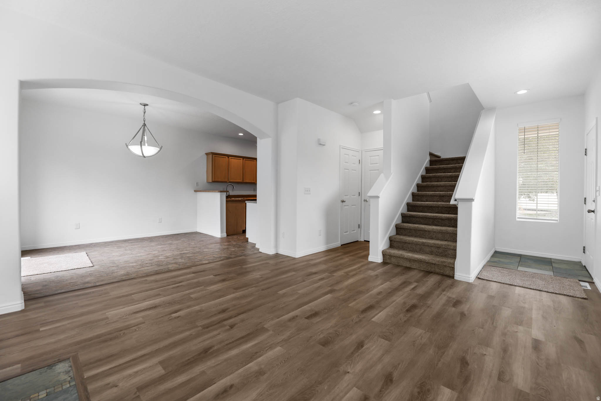 VINTAGE ON THE BLUFFS - Residential