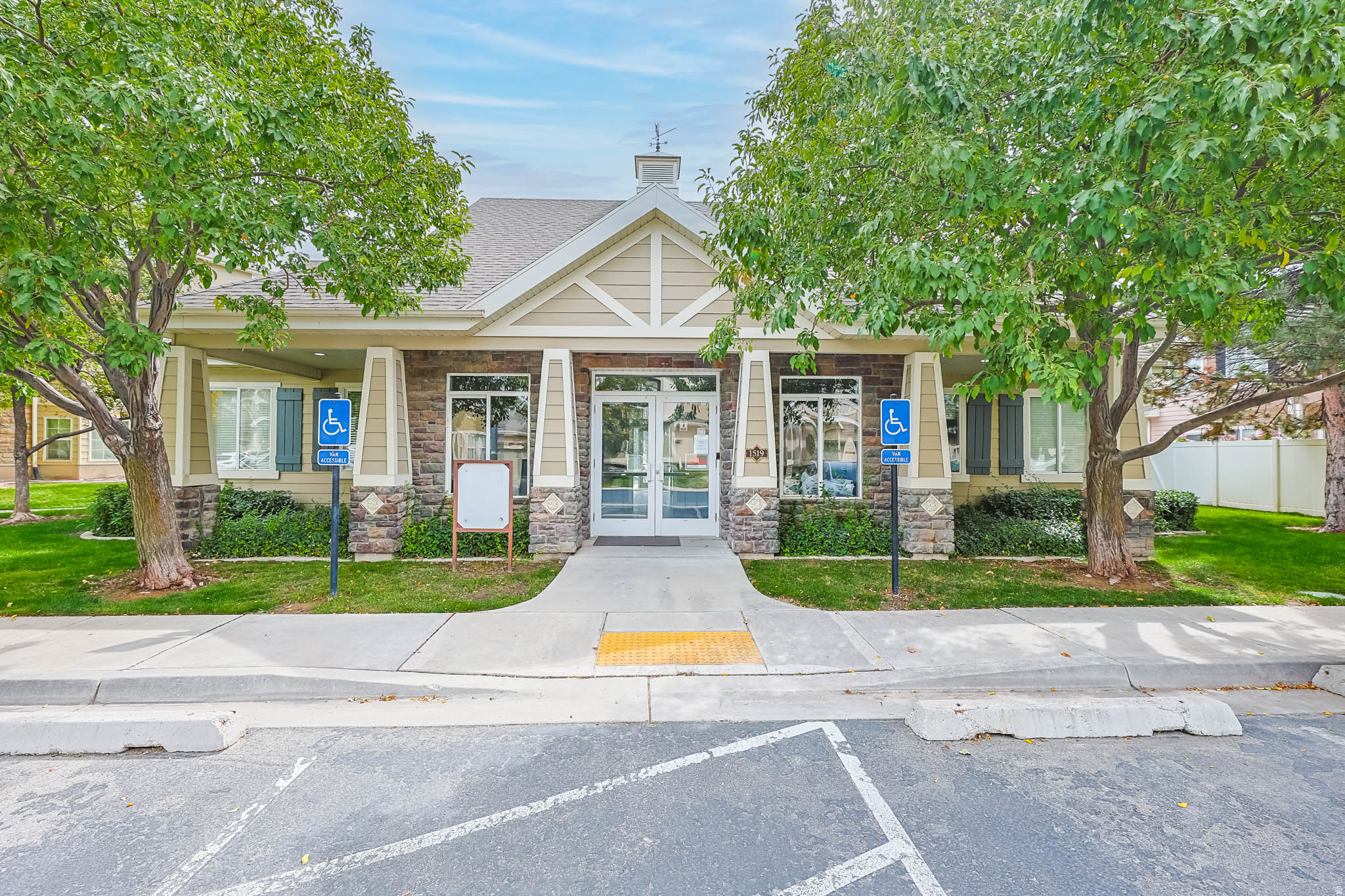 VINTAGE ON THE BLUFFS - Residential