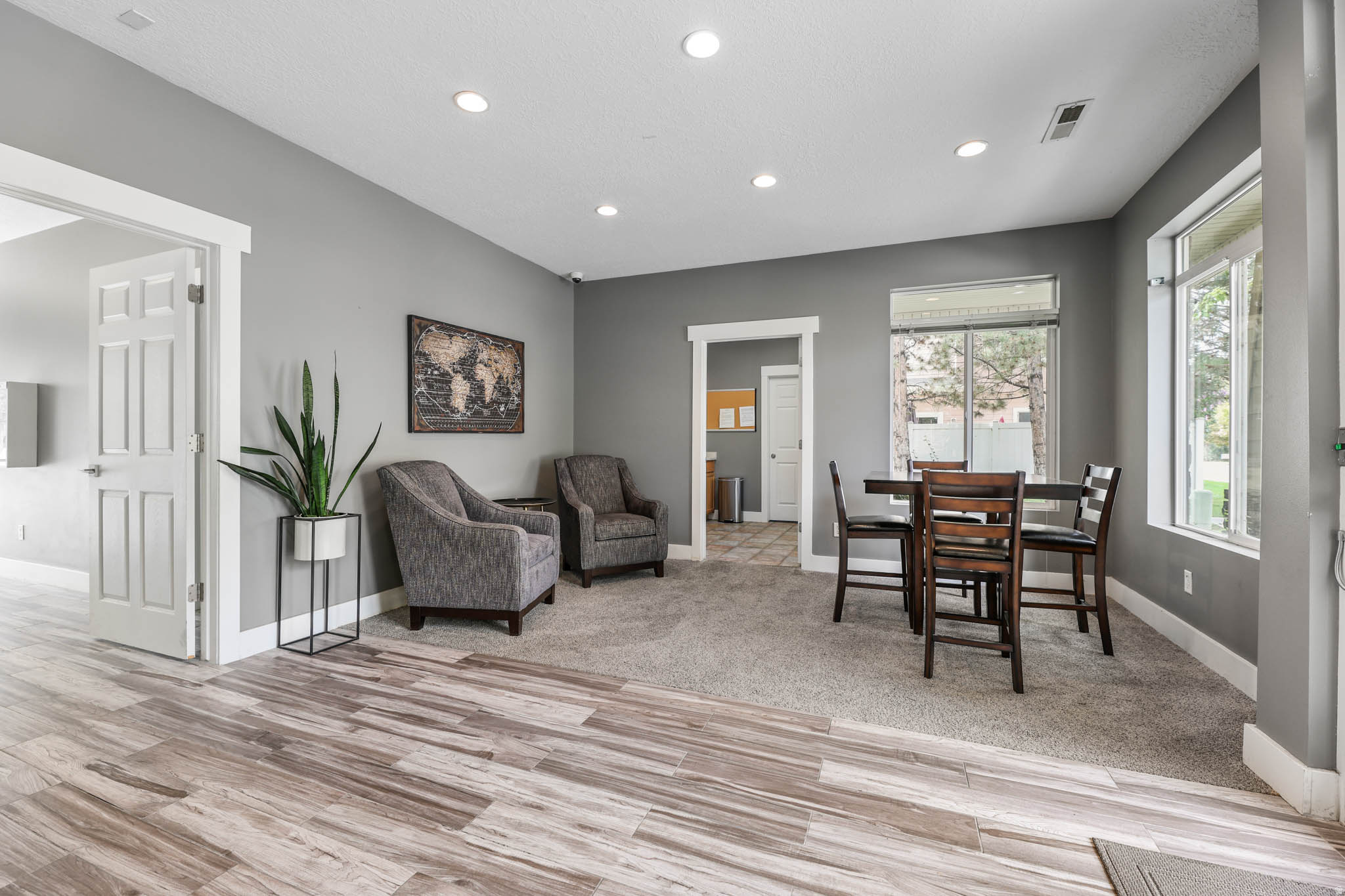 VINTAGE ON THE BLUFFS - Residential