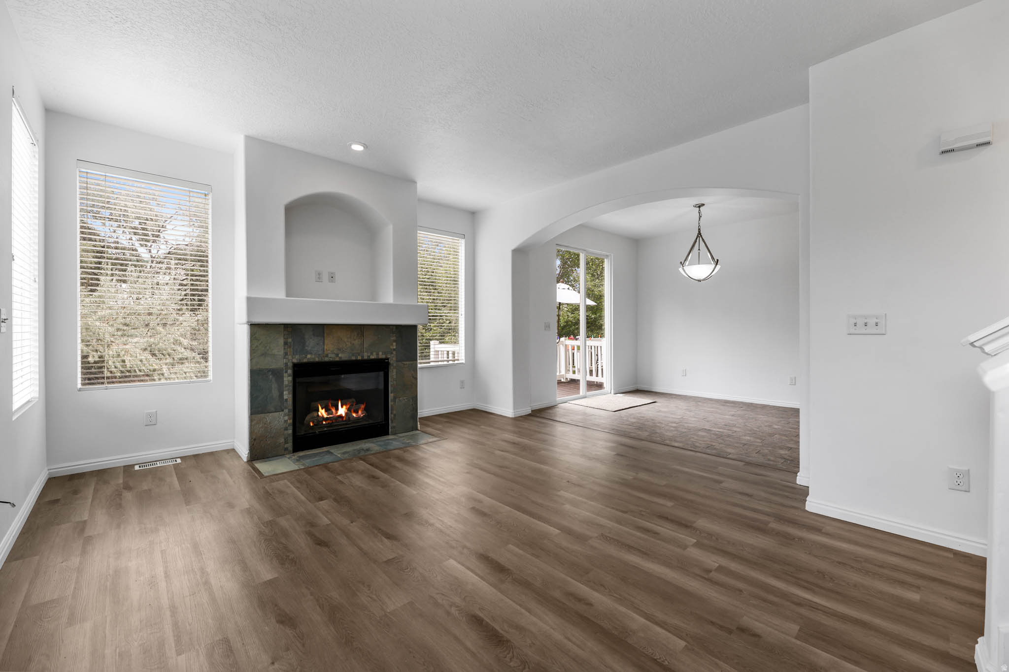 VINTAGE ON THE BLUFFS - Residential