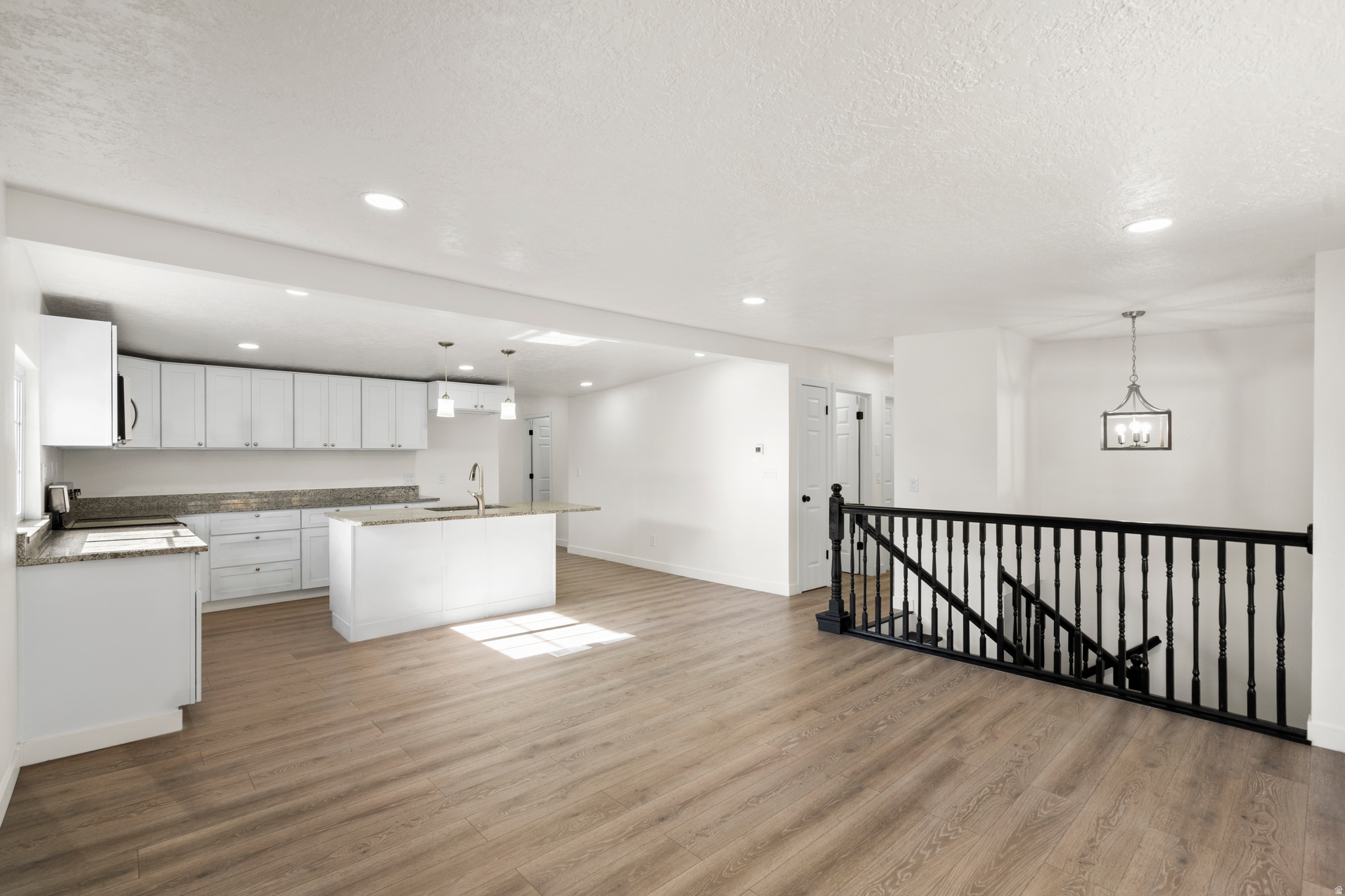 HAZELHURST - Residential