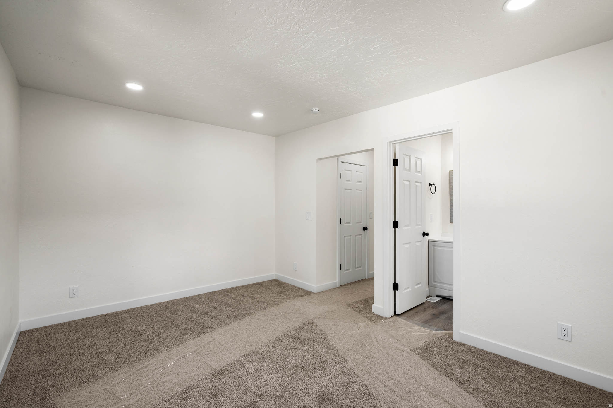 HAZELHURST - Residential