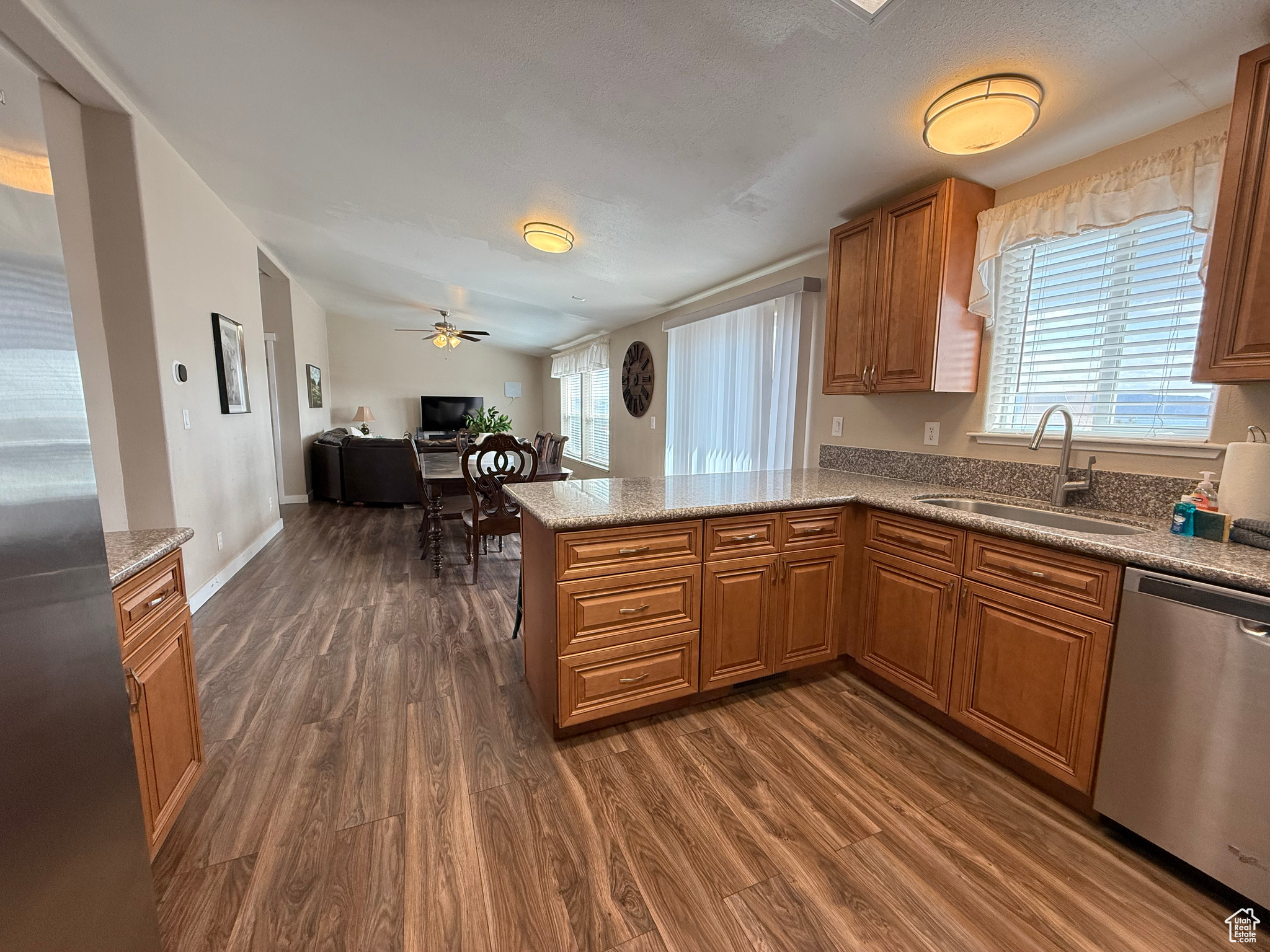 288 W Stuart Dr, Garden City, Utah image 6