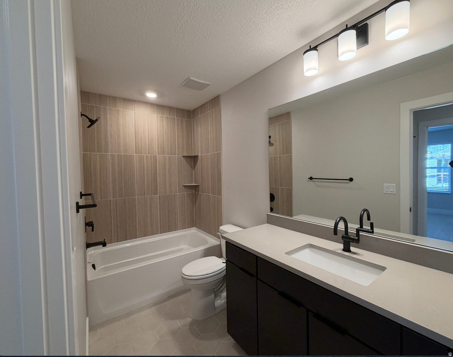 JORDANELLE - Residential Lease