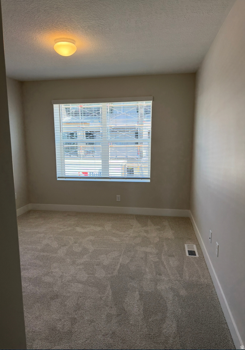 JORDANELLE - Residential Lease