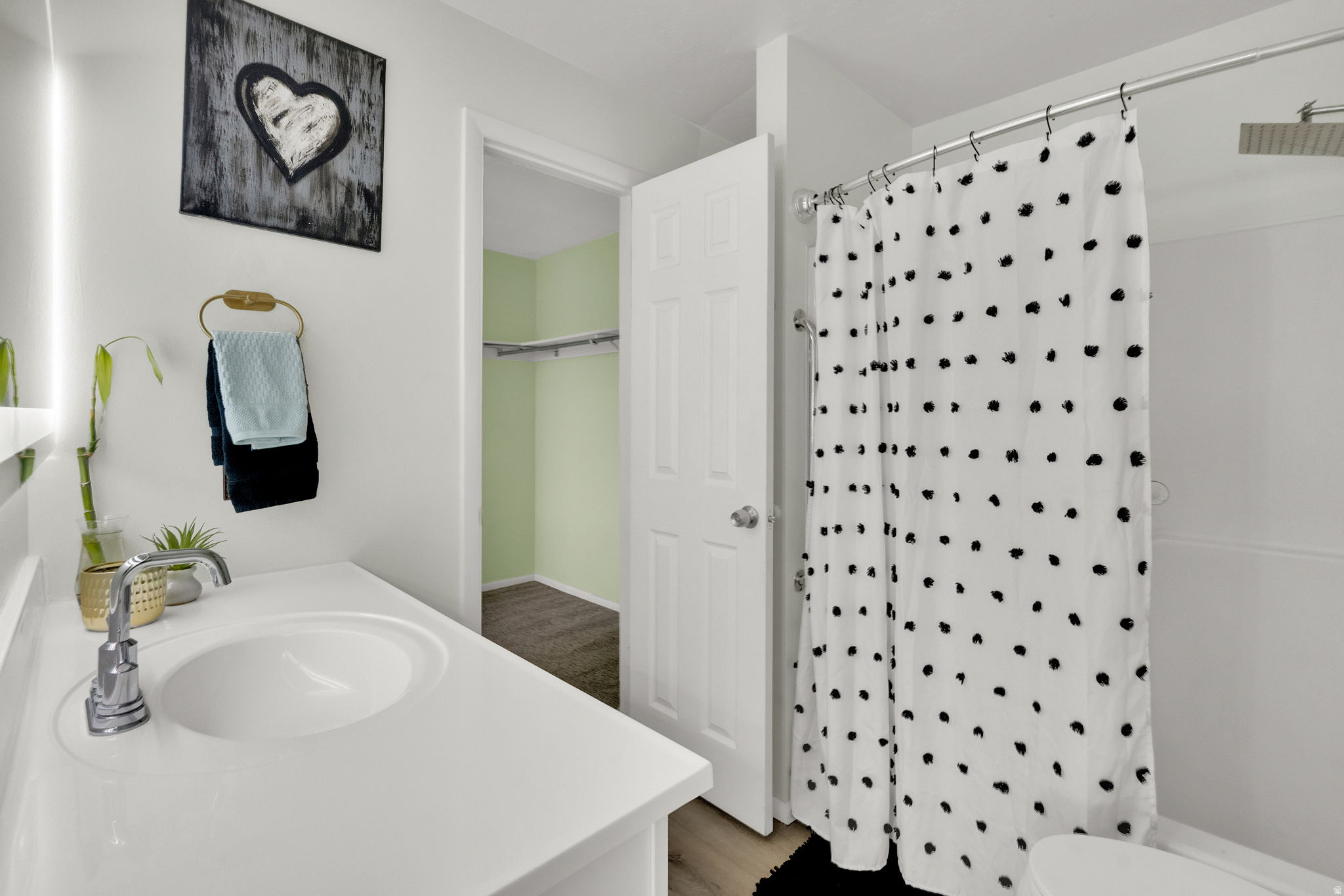 OAK MEADOWS - Residential