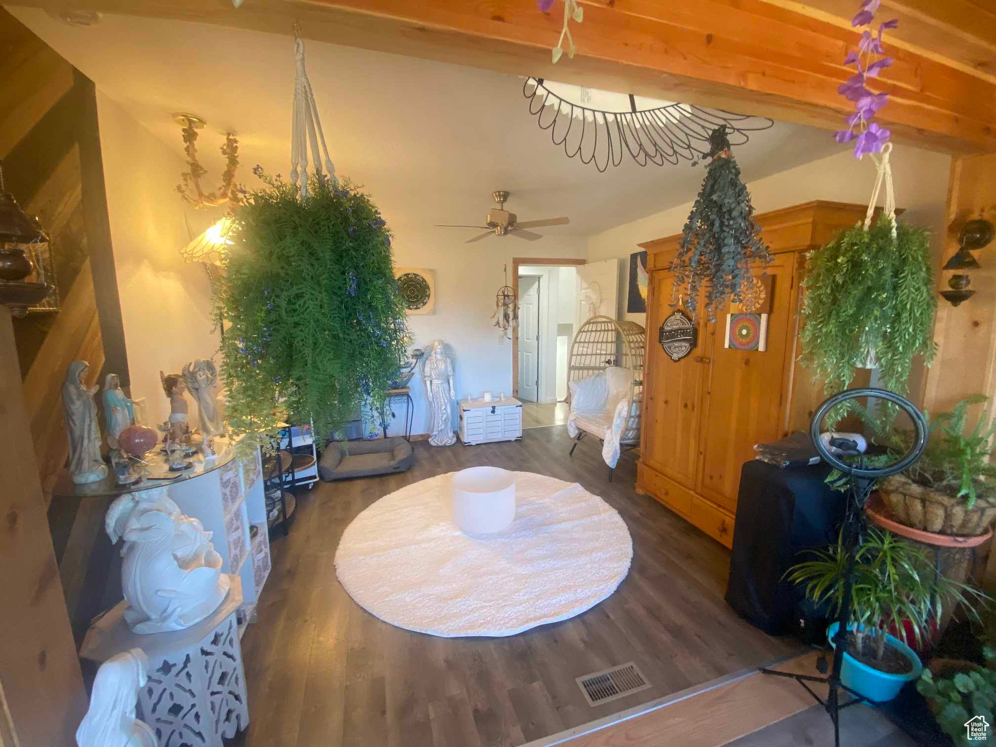 BANDANNA RANCH - Residential