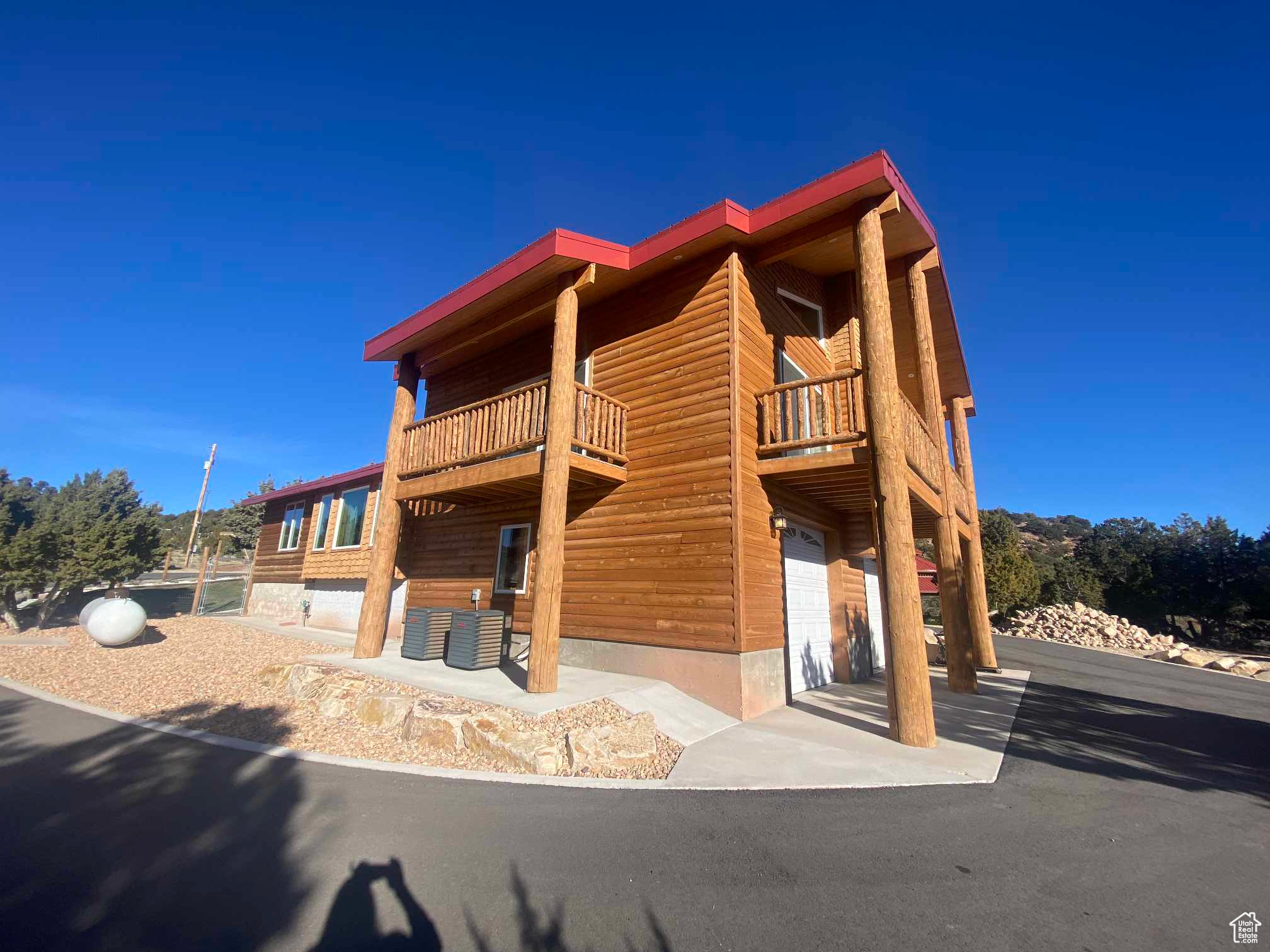 BANDANNA RANCH - Residential