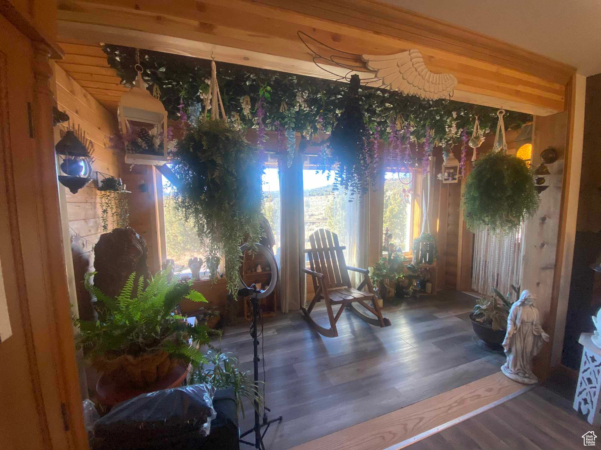 BANDANNA RANCH - Residential