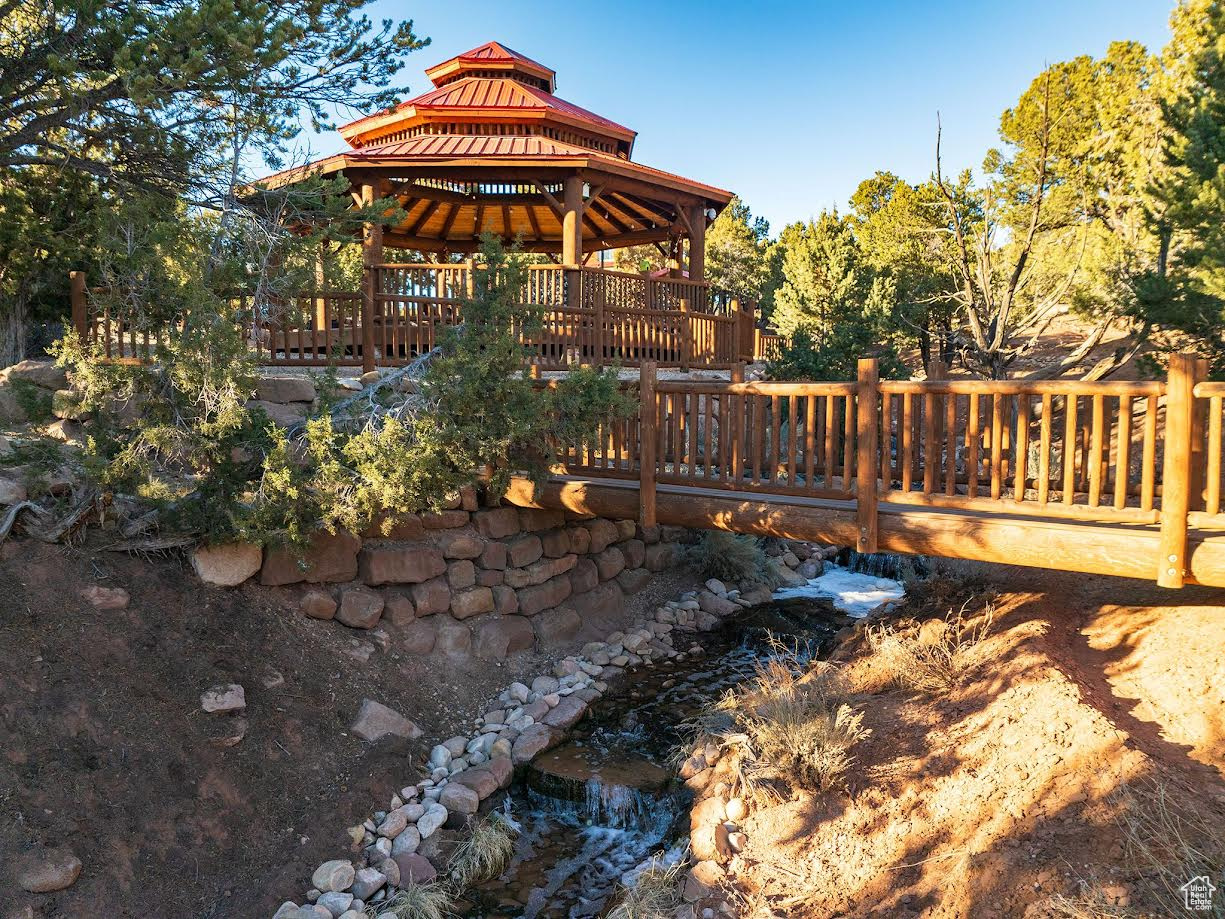 BANDANNA RANCH - Residential