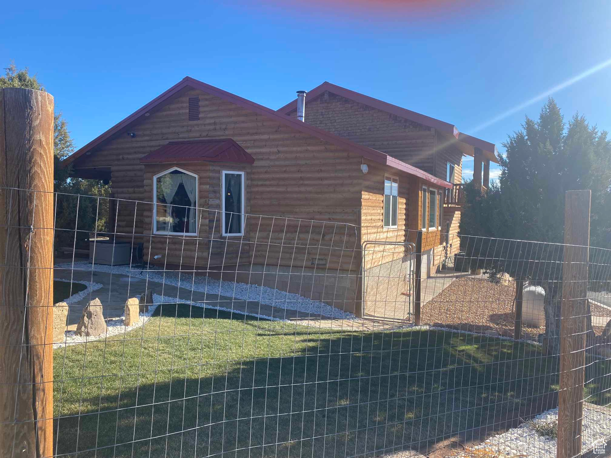 BANDANNA RANCH - Residential