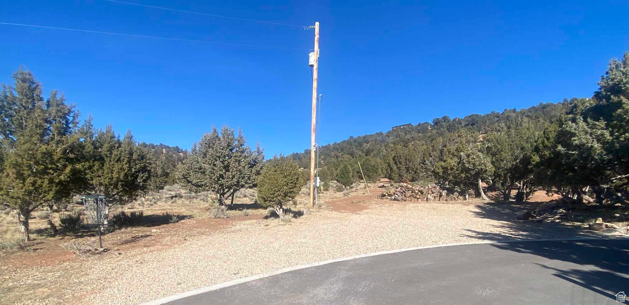 BANDANNA RANCH - Residential