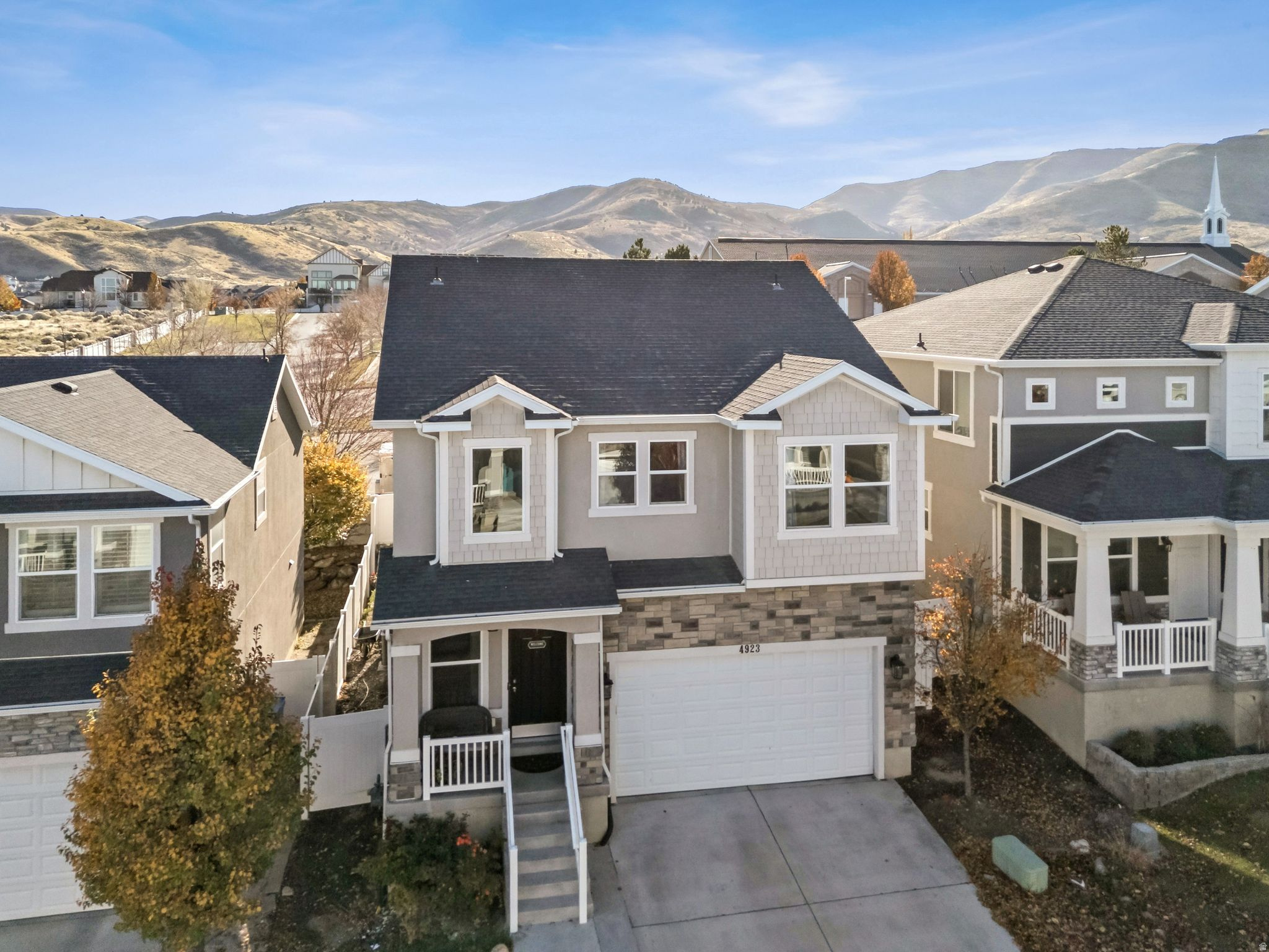 MOUNTAIN HEIGHTS - Residential