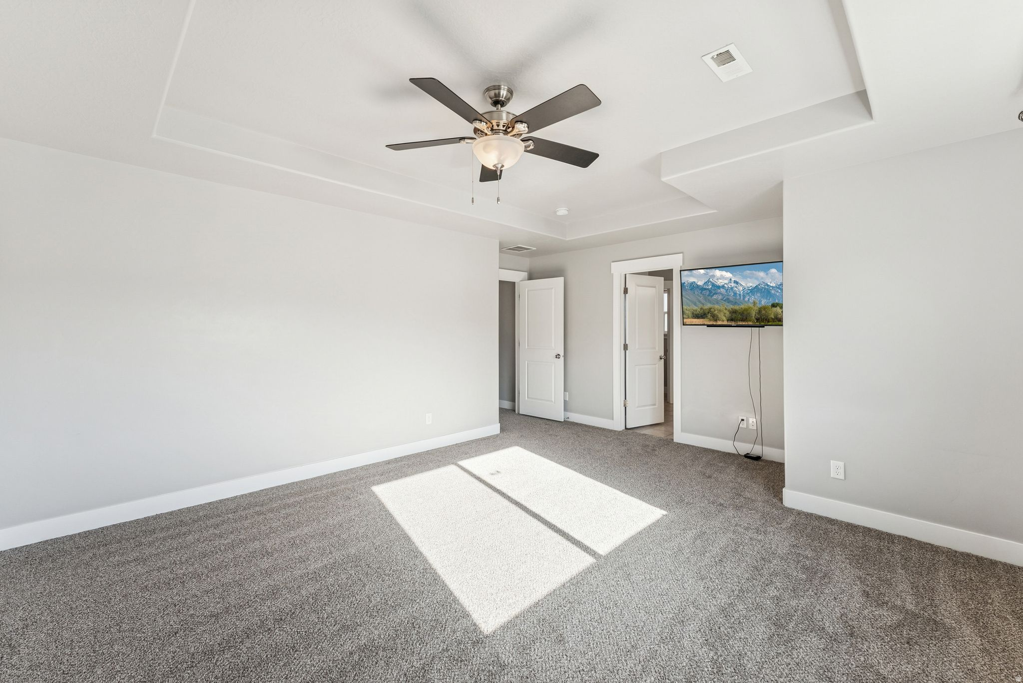 MOUNTAIN HEIGHTS - Residential