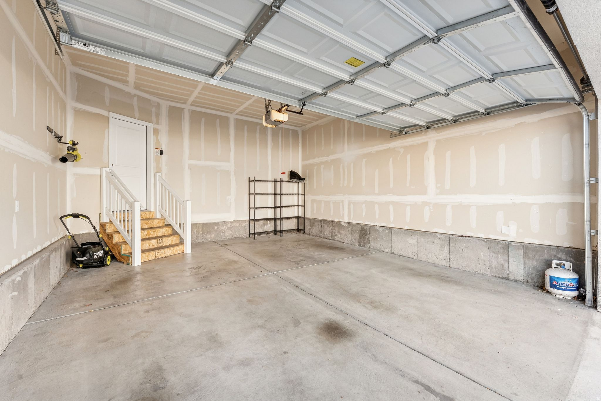 MOUNTAIN HEIGHTS - Residential