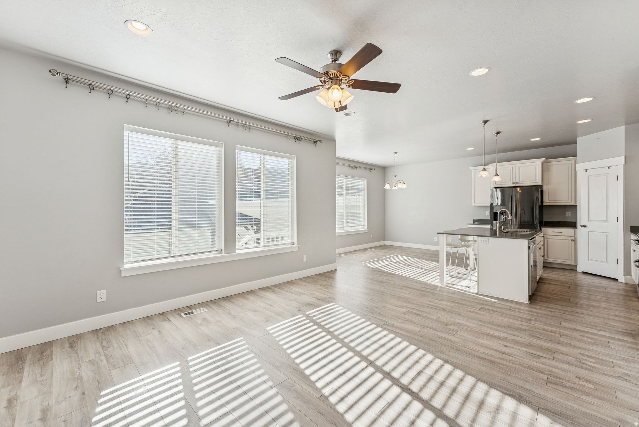 MOUNTAIN HEIGHTS - Residential