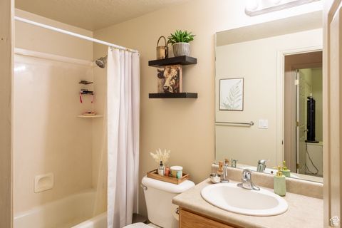 Tiny photo for 351 N DEERFIELD DR, Alpine, UT 84004 (MLS # 2107882)