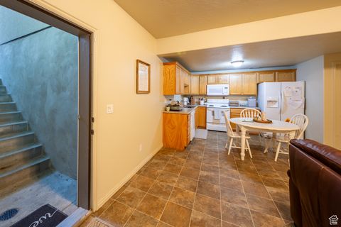 Tiny photo for 351 N DEERFIELD DR, Alpine, UT 84004 (MLS # 2107882)