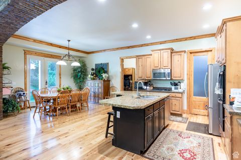 Tiny photo for 351 N DEERFIELD DR, Alpine, UT 84004 (MLS # 2107882)