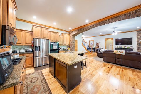 Tiny photo for 351 N DEERFIELD DR, Alpine, UT 84004 (MLS # 2107882)