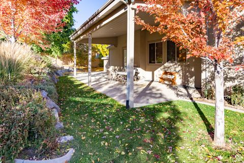 Tiny photo for 351 N DEERFIELD DR, Alpine, UT 84004 (MLS # 2107882)