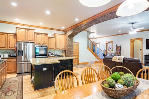 Tiny photo for 351 N DEERFIELD DR, Alpine, UT 84004 (MLS # 2107882)