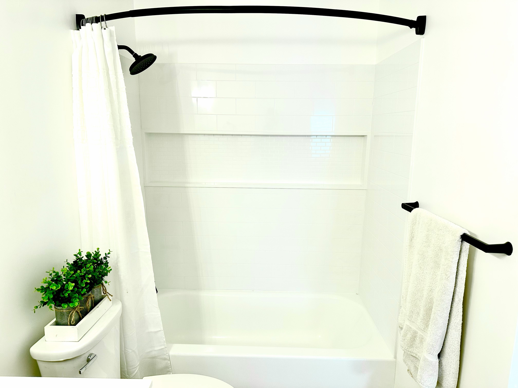 CHIMNEY ROCK AT RED HAWK RANCH - Residential