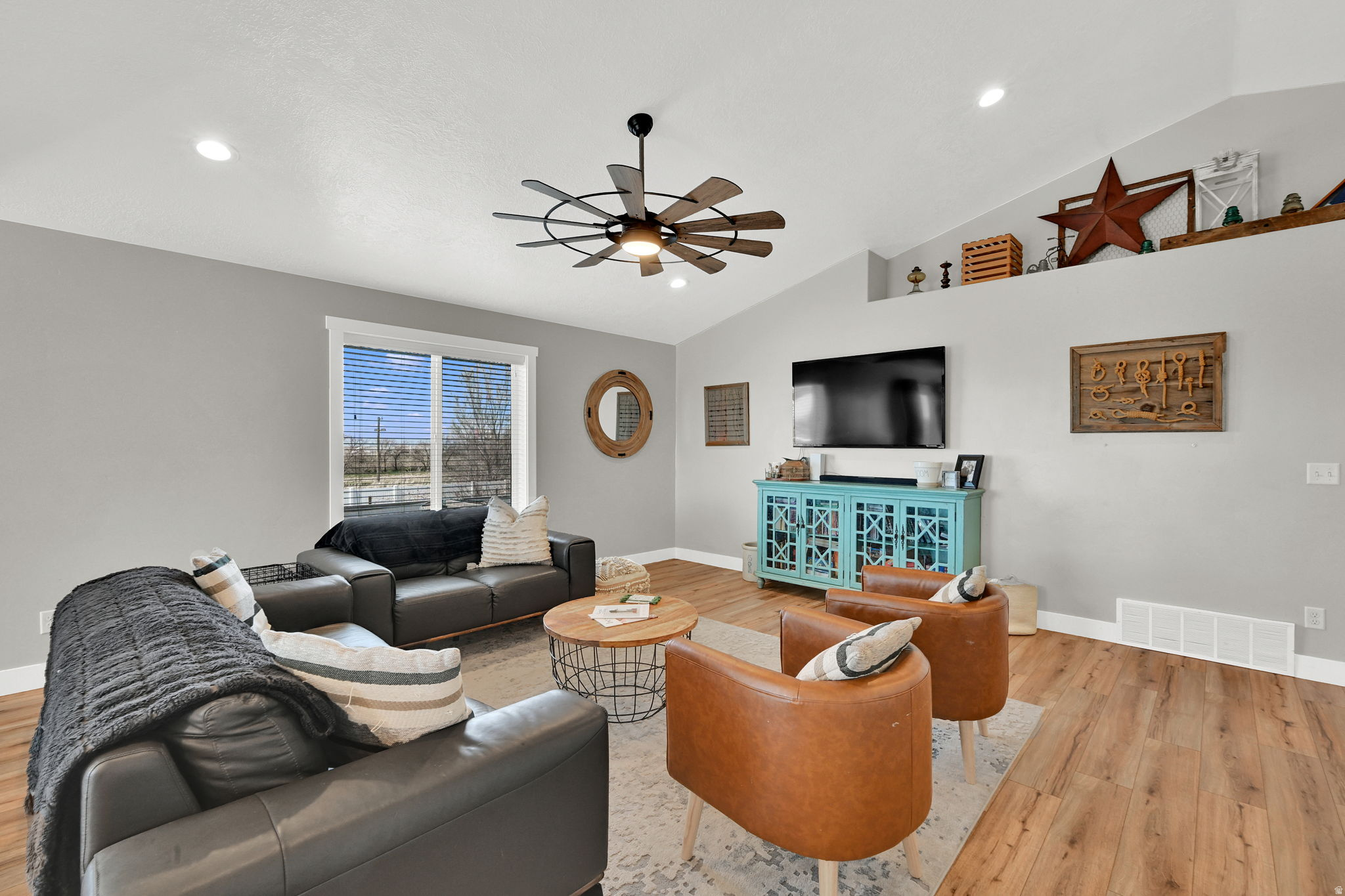 ORCHARD CREEK - Residential