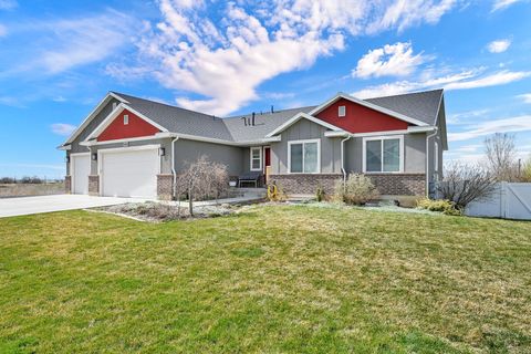 Tiny photo for 3056 S 1450 W, Perry, UT 84302 (MLS # 2144227)