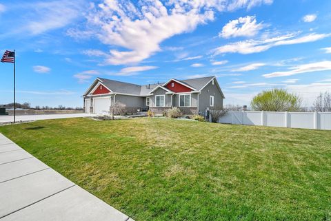 Tiny photo for 3056 S 1450 W, Perry, UT 84302 (MLS # 2144227)