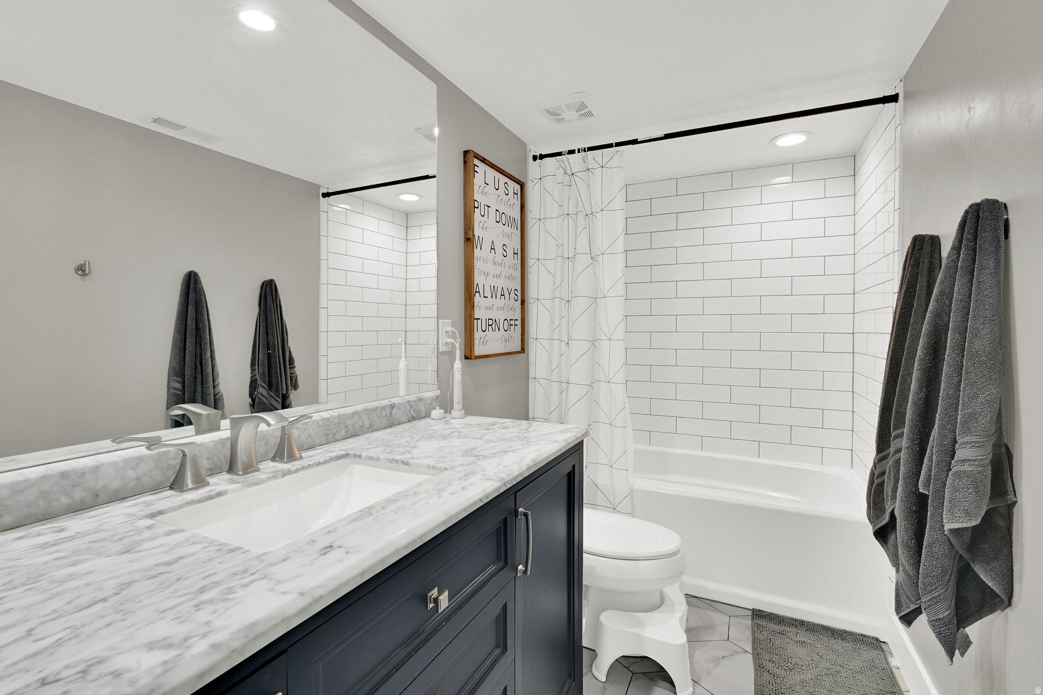 ORCHARD CREEK - Residential