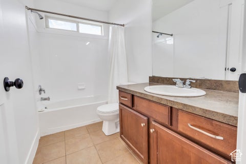 Tiny photo for 320 N 600 W, Blanding, UT 84511 (MLS # 2188760)