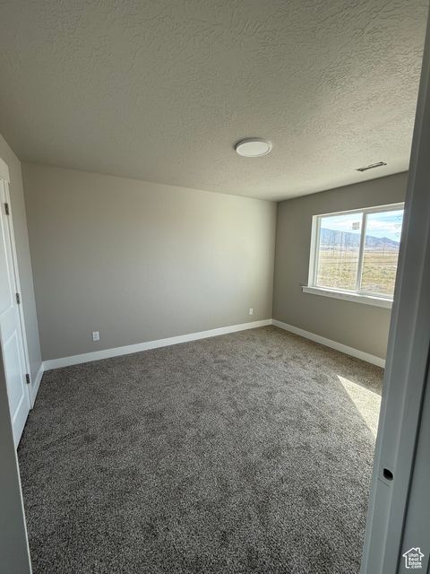 Tiny photo for 2397 E MARIGOLD DR #519, Eagle Mountain, UT 84005 (MLS # 2111748)
