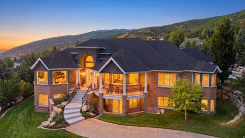 Homes For Sale - 1756 S Stone Hollow Dr<br/> Bountiful, UT 84010