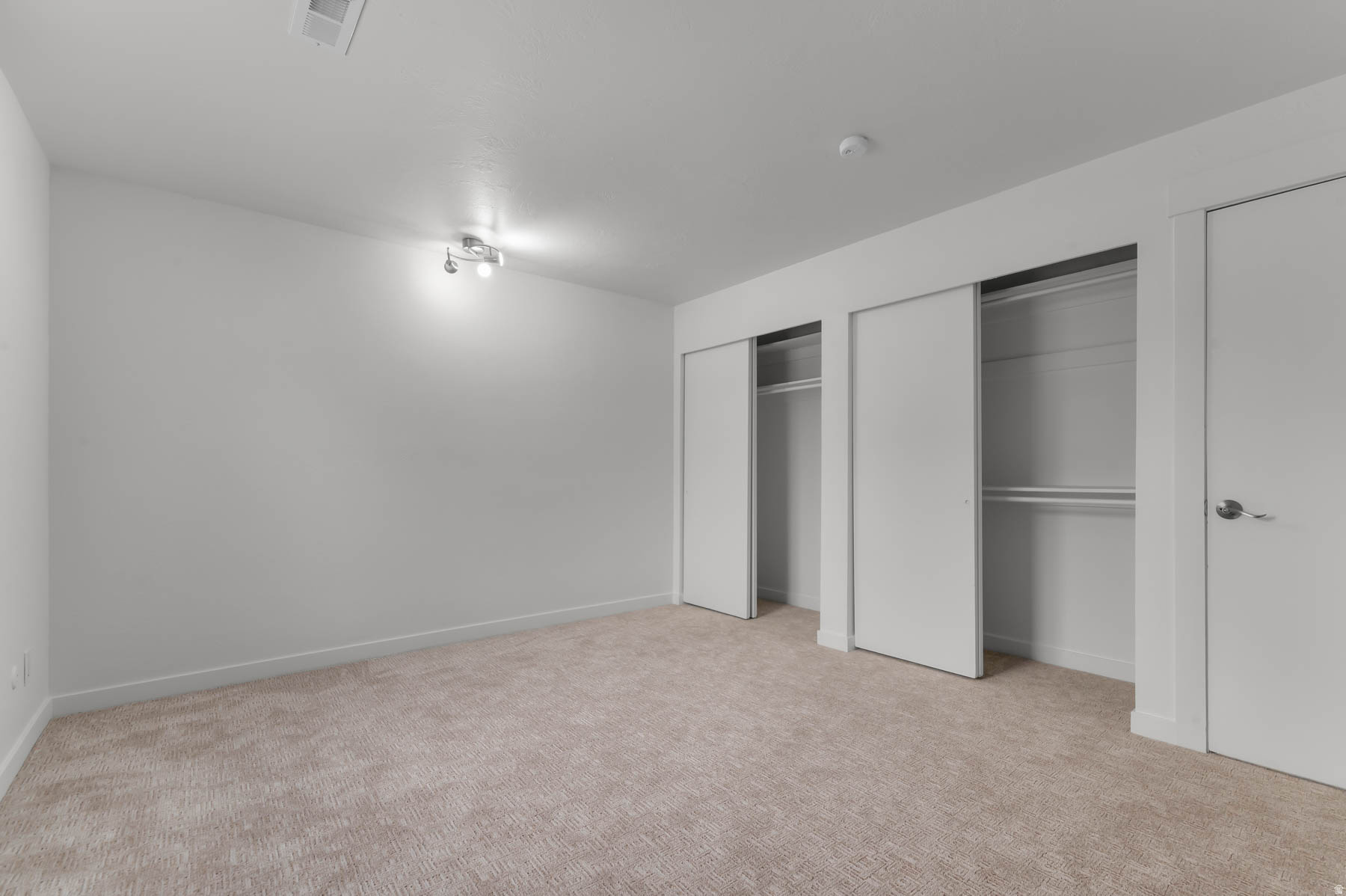 WILLOWBROOK - Residential