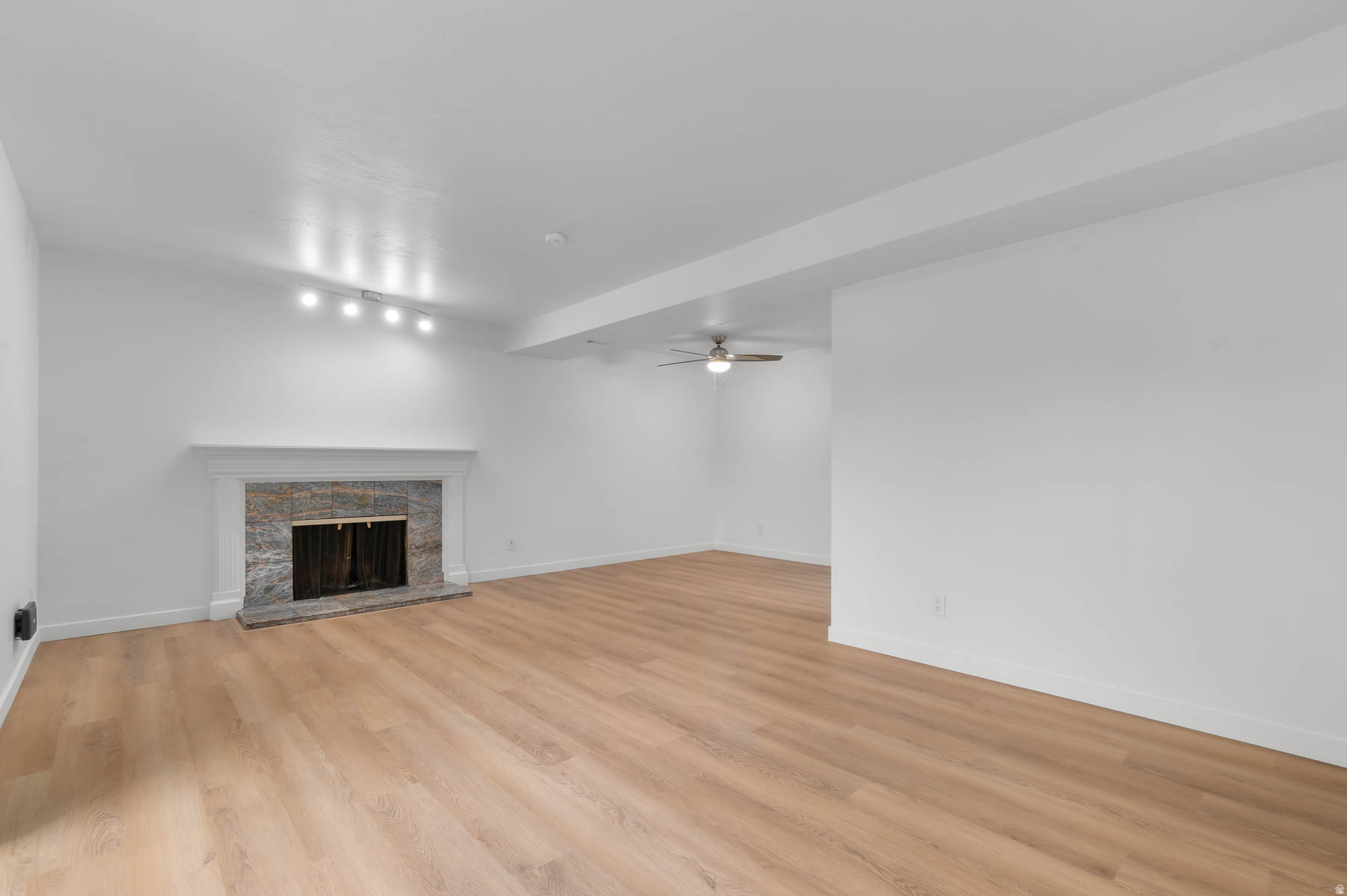 WILLOWBROOK - Residential