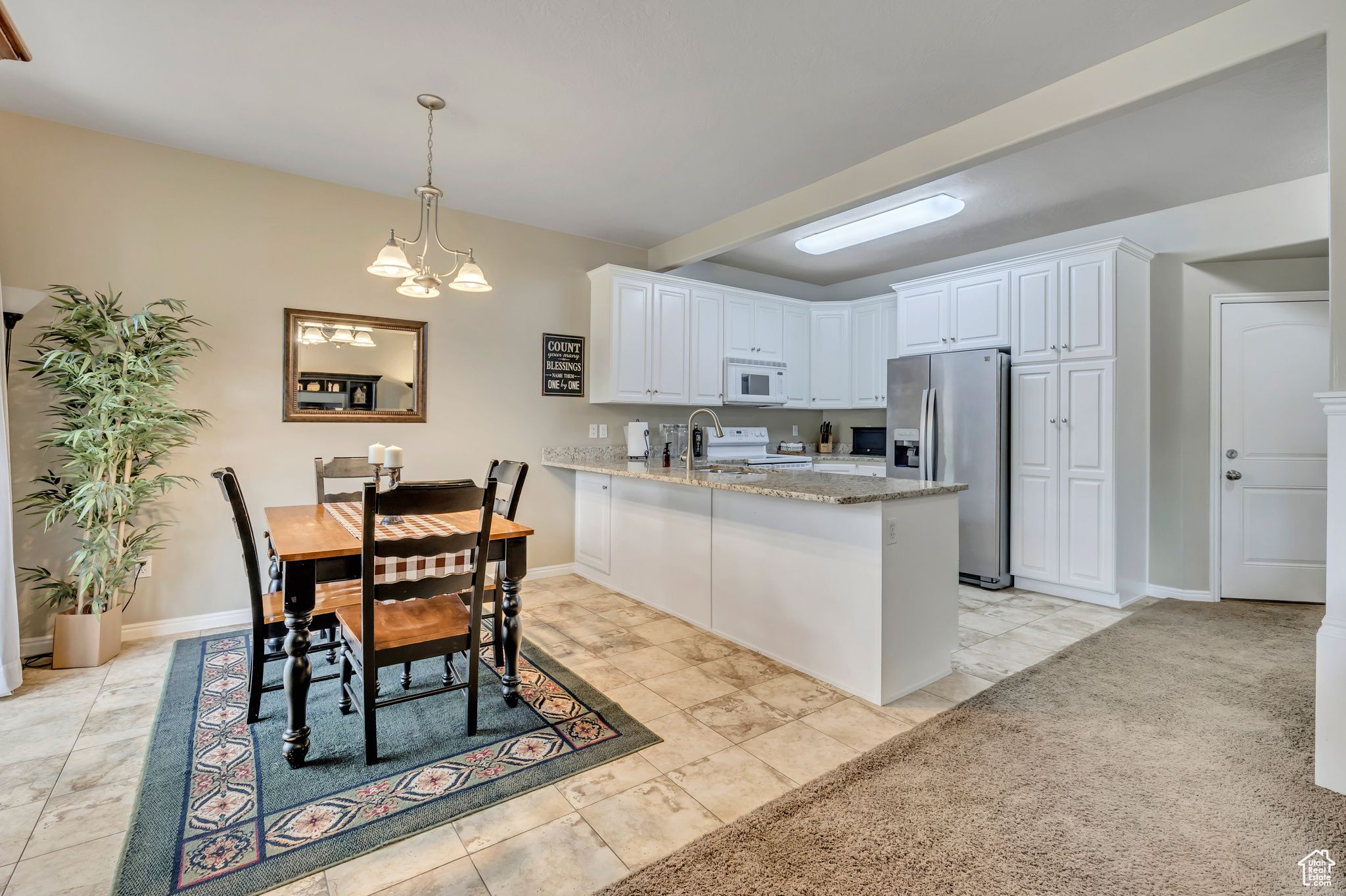 WOOD ESTATES - Residential