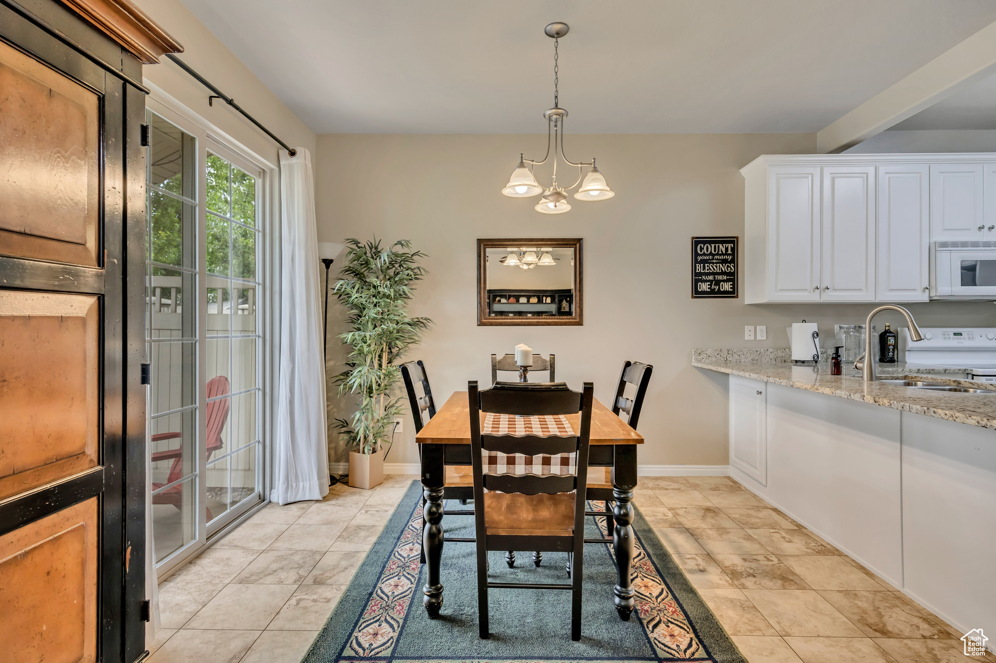 WOOD ESTATES - Residential