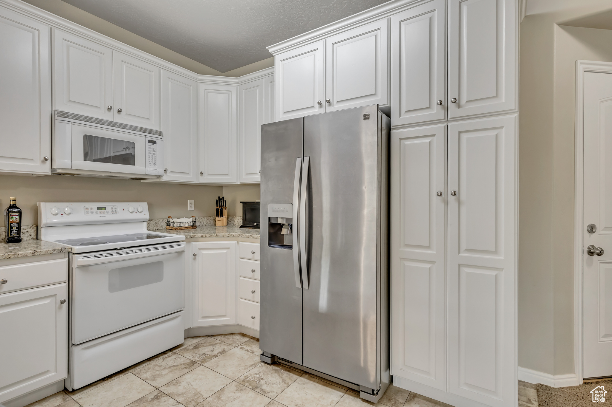 WOOD ESTATES - Residential