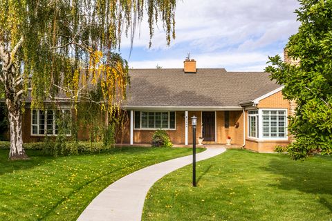 Tiny photo for 3404 S 2130 E, Salt Lake City, UT 84109 (MLS # 2141258)