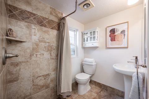 Tiny photo for 3404 S 2130 E, Salt Lake City, UT 84109 (MLS # 2141258)