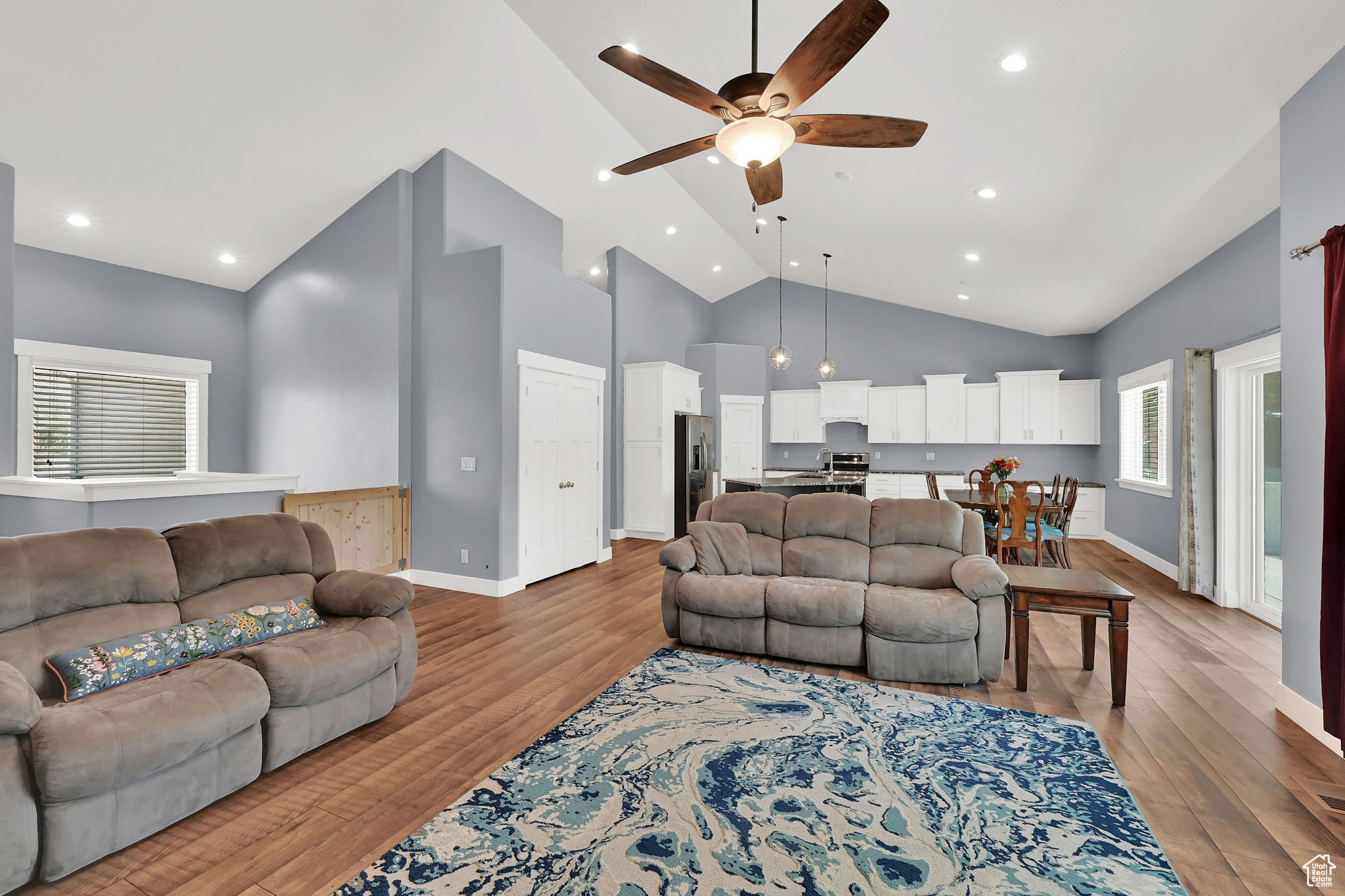 VALLEY FLATS - Residential
