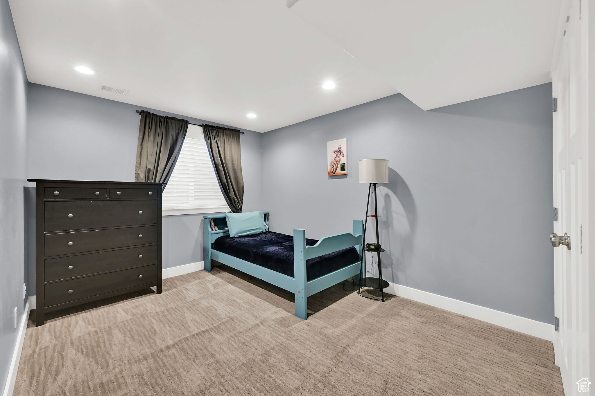 VALLEY FLATS - Residential